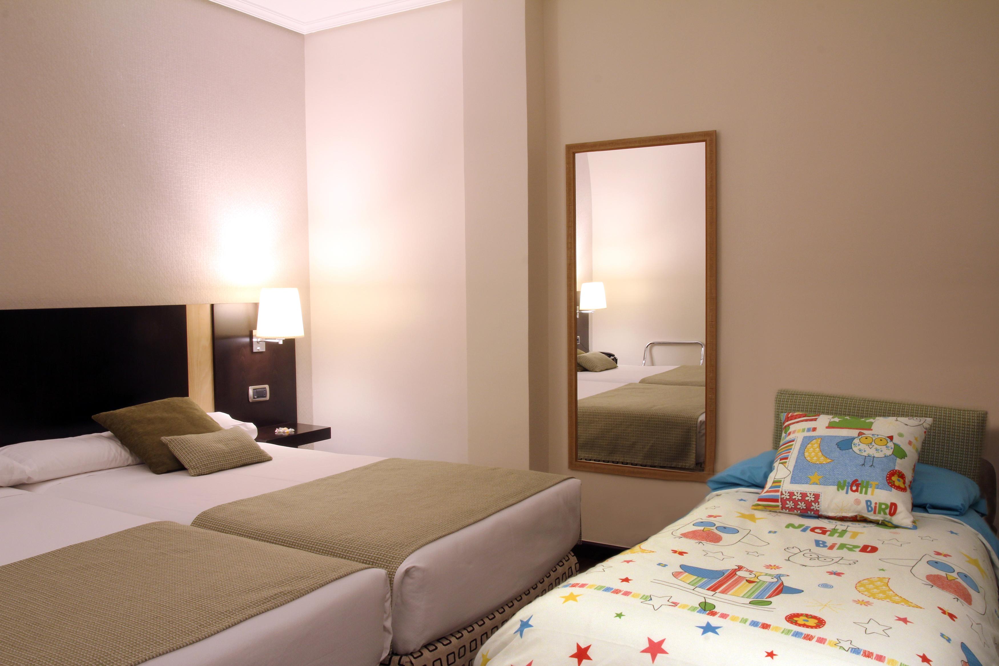 Hotel Conde Duque Bilbao Bagian luar foto