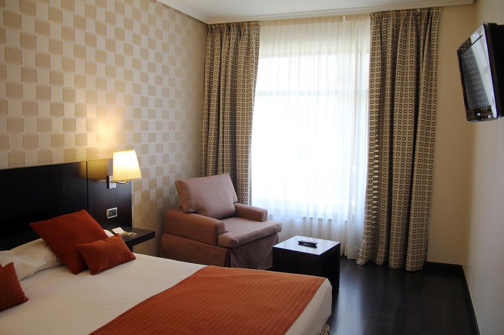Hotel Conde Duque Bilbao Bagian luar foto
