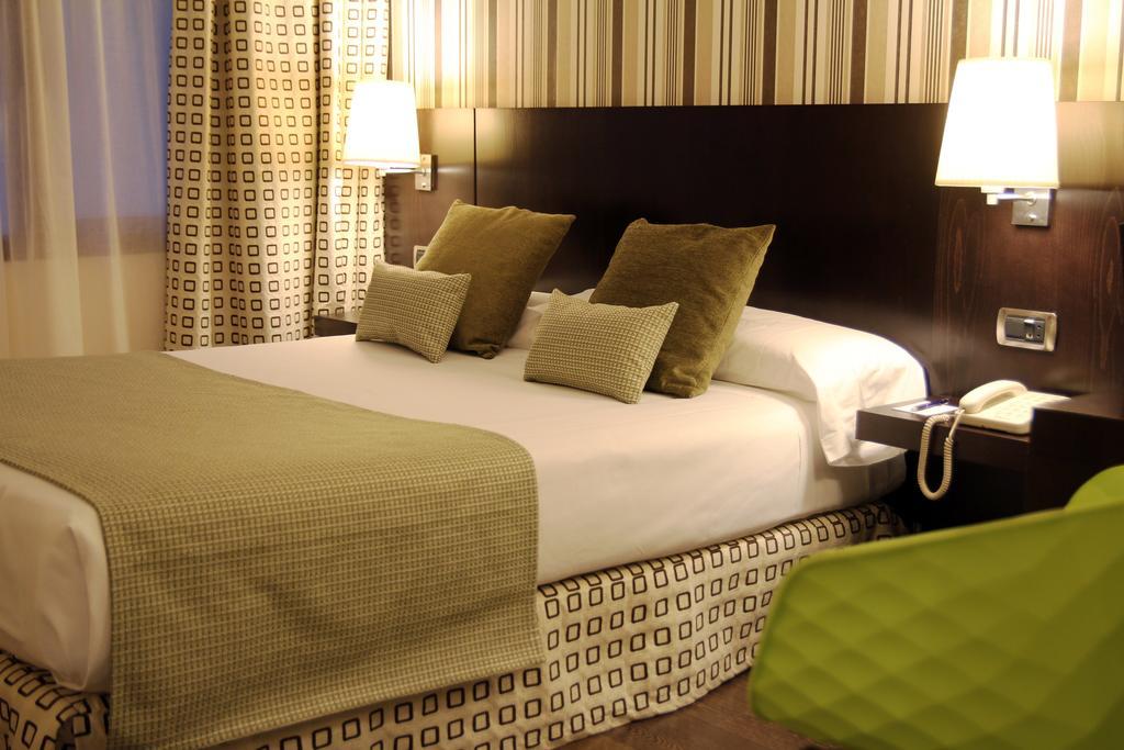 Hotel Conde Duque Bilbao Bagian luar foto