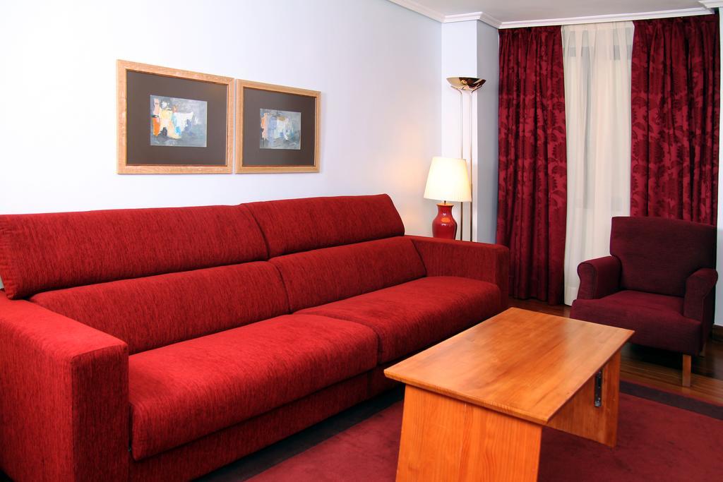 Hotel Conde Duque Bilbao Bagian luar foto