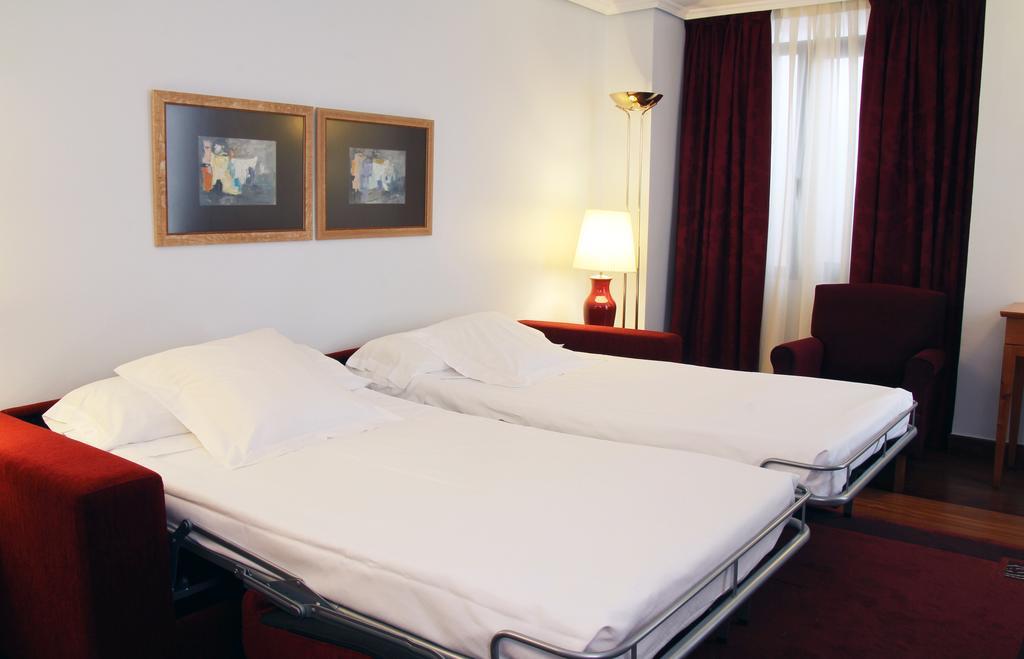 Hotel Conde Duque Bilbao Bagian luar foto