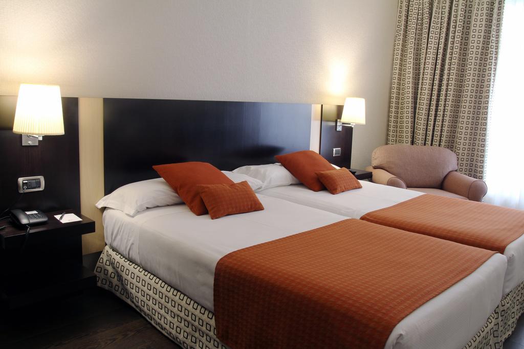 Hotel Conde Duque Bilbao Bagian luar foto